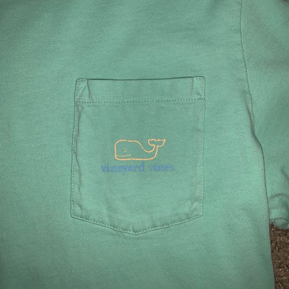 green vineyard vines long sleeve tee